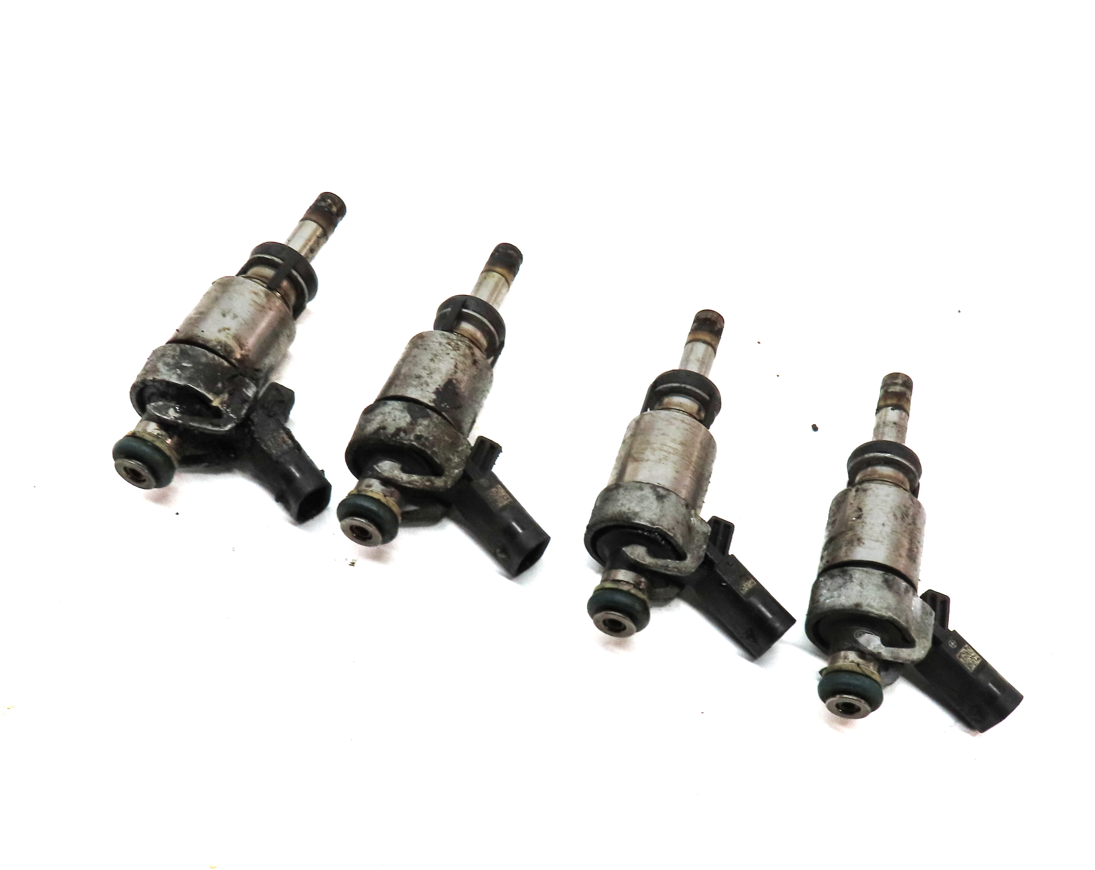 08-17 AUDI A3 A4 A5 A6 Q5 TT (8P B8 8K 8T 8R MK2 C7) 2.0L FSI FUEL INJECTOR SET4 — exact item pictured